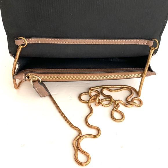 TopShop minimalist Crossbody Bag Tan GUC 🎈🎈 - Picture 10 of 11